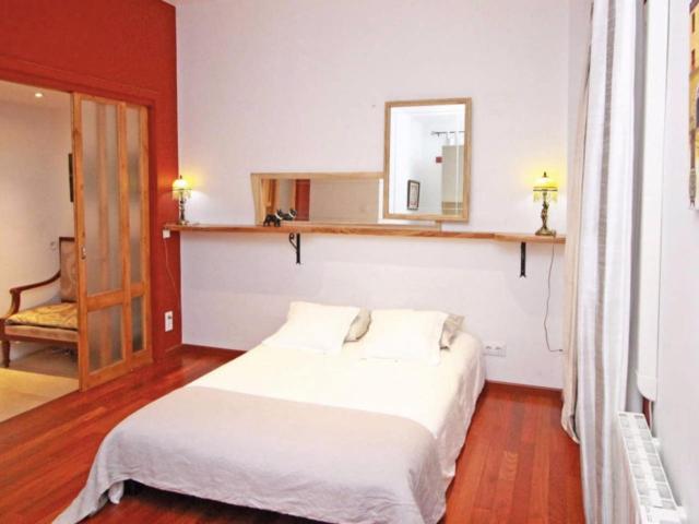 Historical apartment in the heart of El Born by Picasso Museum with AC