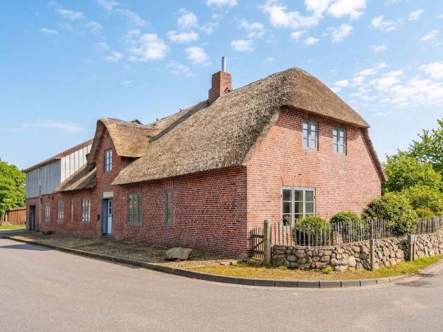 Historie trifft Architektur ein imposanter Friesenhof auf Föhr