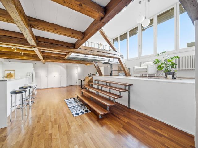 EXZELLENTE DACH MAISONETTE MIT LOFTCHARAKTER