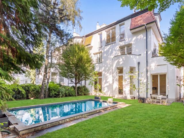 Historische Villa aus der späten Wiener Jugendstilzeit im Herzen von Wien Hietzing