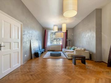 Historische Villa mit hinreißendem Flair und großem Raumangebot in ruhiger Lage