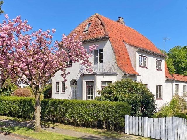 Historische Bädervilla mit Gartenparadies als Rückzugsort für die Familie