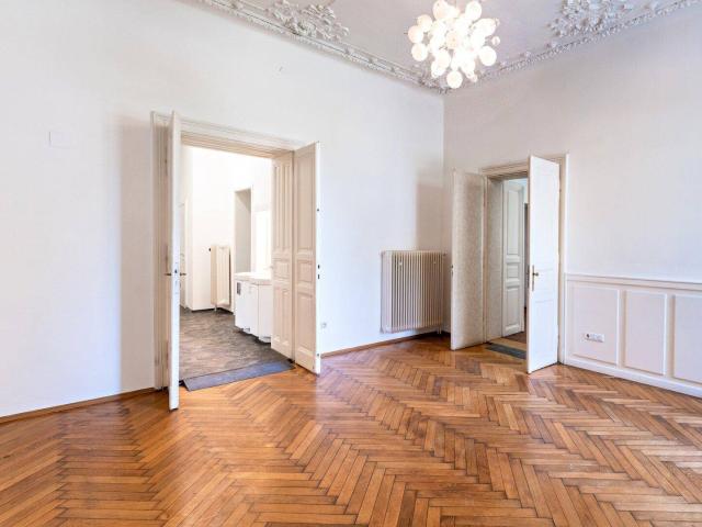 Historische Grazer Villa mit Entwicklungspotenzial in bester Lage Univiertel
