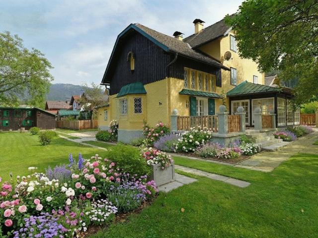 Historische Kaiserstadt Villa 4 Wohneinheiten mit Parkgarten in Bad Ischl