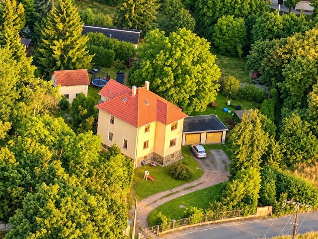 Historische Stadtvilla mitten im Grünen