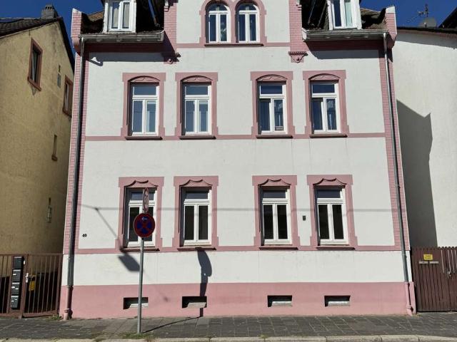 HISTORISCHE STADTVILLA IN OFFENBACH BÜRGEL MIT TOP RENDITE