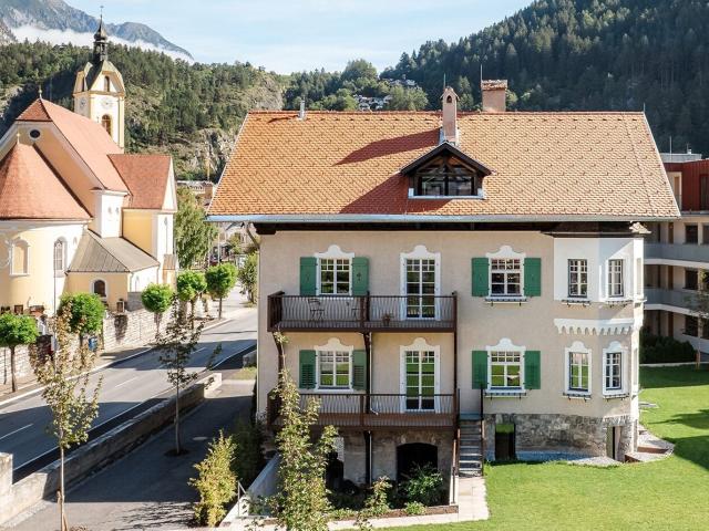 Historische Stube Trifft Modernen Wohnkomfort | Top 02 | Villa Haueis Zams