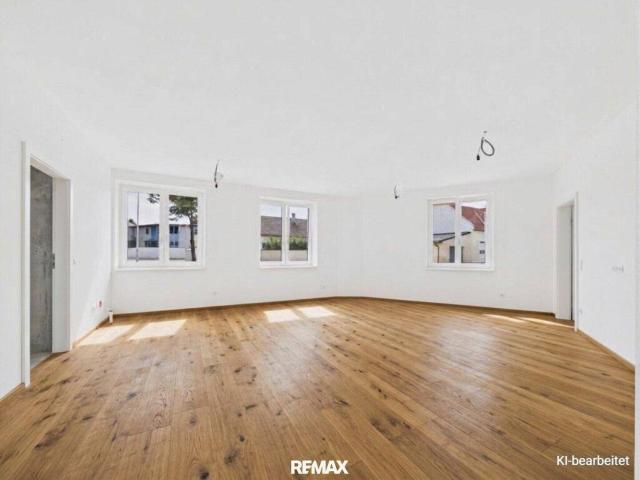 Historischer Charme, moderne Energie – Wohnen mit besonderem Flair auf 98m² ERSTBEZUG!