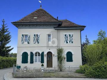 HISTORISCHER CHARME, KOMPLETT RENOVIERT