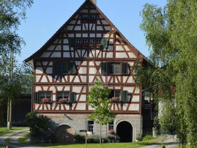 HISTORISCHER CHARME TRIFFT MODERNES WOHNEN