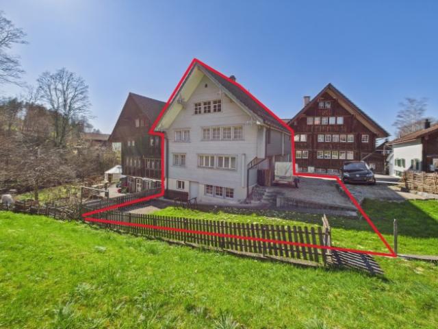 Historischer Charme trifft modernste Energetik Totalsaniert mit eigenem Garten und zwei Aussenstellplätzen
