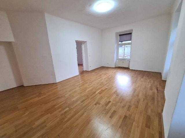 Historischer Charme trifft rentable Zukunft – 2 Zimmer Altbau bis 14.11.2026 vermietet