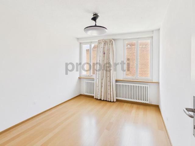 Historischer Altbau Charme, Parkplatz & Top Lage nahe Bahnhof!