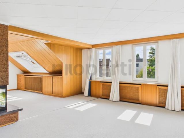 Historischer Altbau Charme, Parkplatz & Top Lage nahe Bahnhof!