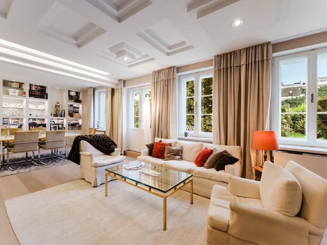 Historischer Blick! 180 m² Altbauwohnung mit Balkon und Festungsblick im Herzen der Salzburger Altstadt
