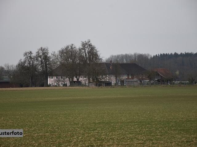 Historischer Zweiseitenhof mit 150 m² Wohnfläche – Denkmal mit besonderem Charme