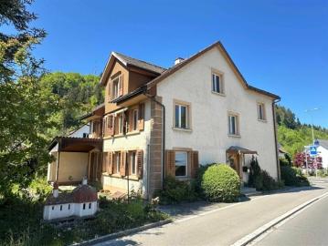 Historisches 6 Zimmer Einfamilienhaus mit Ausbaupotenzial in Oberwangen