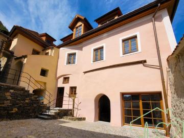 Haus zum Verkauf in 3610 - Garten, Parkplatz
