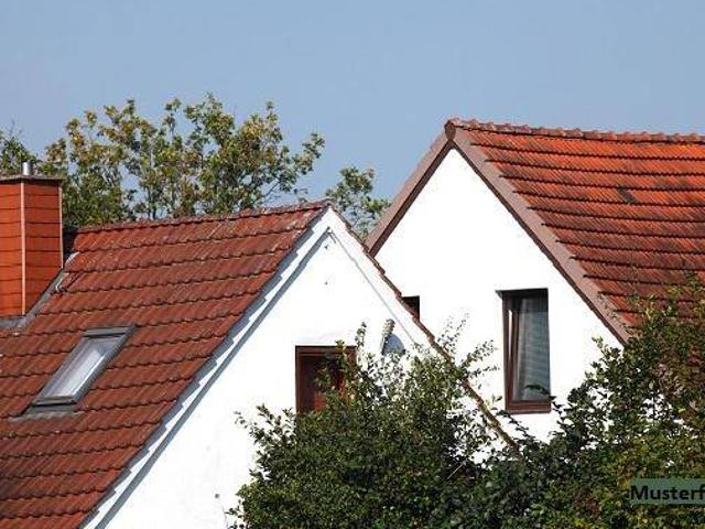 Historisches Berganwesen mit moderner Revitalisierung, Lift und Panoramaterrassen