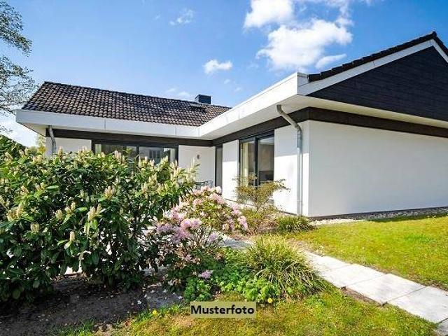 Historisches Berganwesen mit moderner Revitalisierung, Lift und Panoramaterrassen