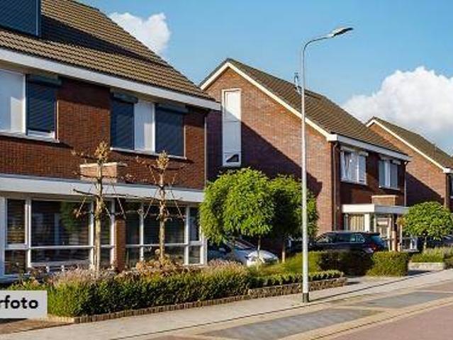 Historisches Berganwesen mit moderner Revitalisierung, Lift und Panoramaterrassen