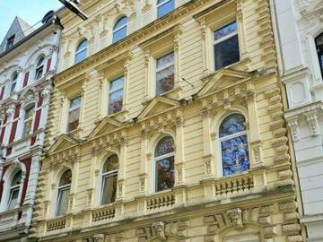 Historisches, bereits aufgeteiltes 5 Familienhaus in Wuppertal Elberfeld