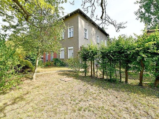 historisches Einfamilienhaus in der Schlossallee in Berlin Pankow – provisionsfrei
