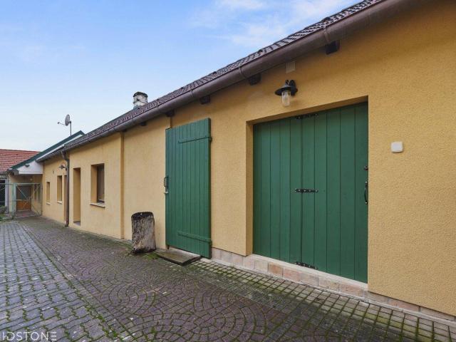 Historisches Familienhaus in Raggendorf* Inklusive ruhigem Innenhof, Weinkeller und zeitlosem Charme