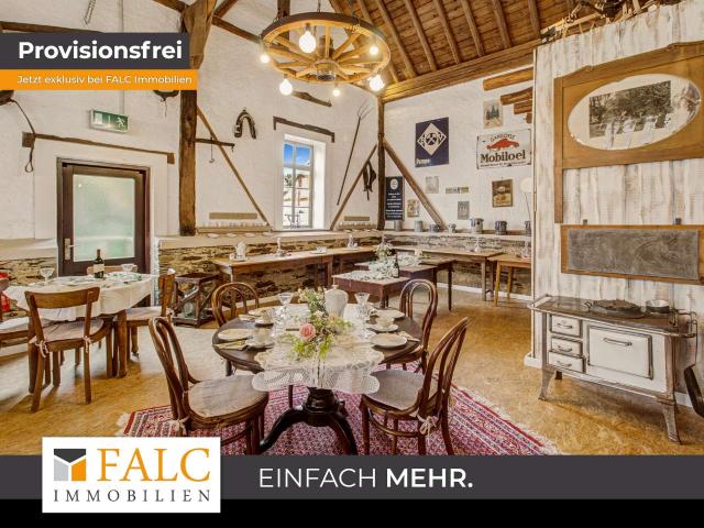 Historisches Flair neu interpretiert – Kernsaniertes Mehrfamilienhaus mit Eventscheune!