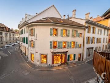 Ein echtes bürgerliches Haus im Zentrum von Aubonne
