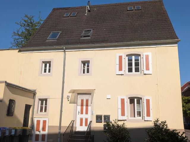 Historisches Haus mit drei Wohnungen & parkähnlichem Garten in beliebter Lage