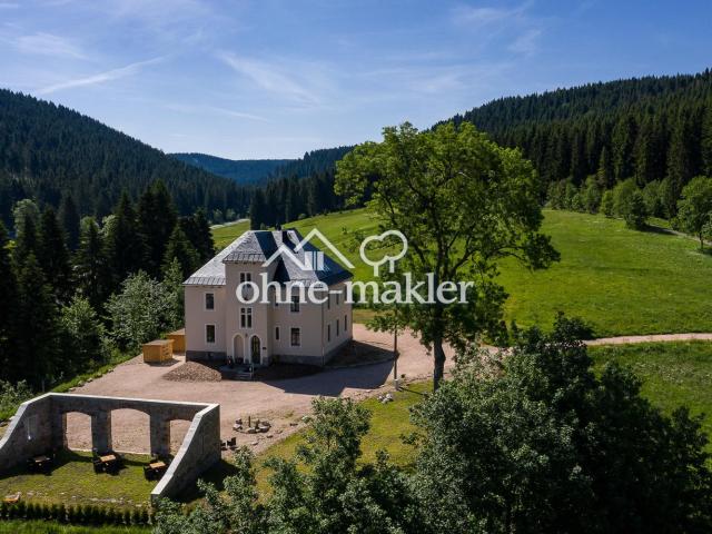 Historisches Landhaus in Alleinlage
