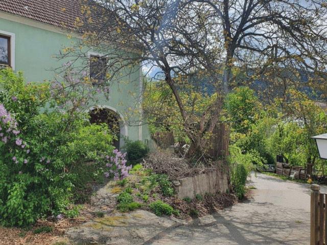 Historisches Massivhaus mit Hofanlage | 170 m² + Ausbaupotenzial bis 340 m² | Wachau Nähe, Trandorf NÖ