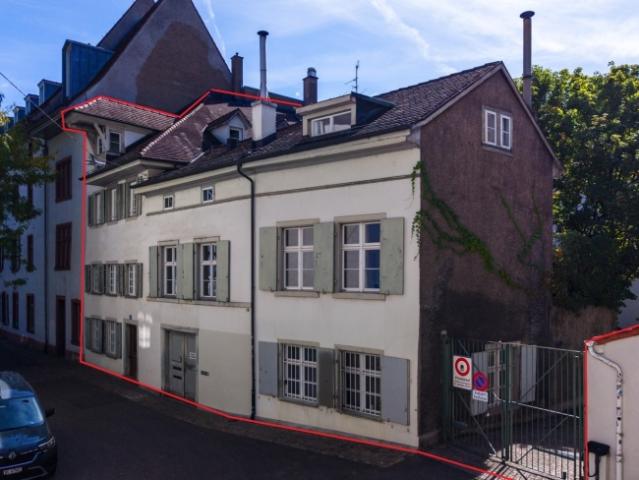 Historisches Stadthaus für 2, 3 Generationen mit Atelier!