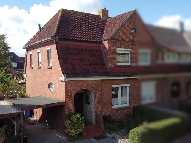 Historisches Reihenendhaus in schöner Siedlungslage von Emden Friesland