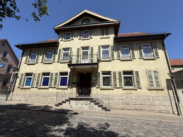 HISTORISCHES WOHN UND GESCHÄFTSHAUS AN MARKANTEM STANDORT