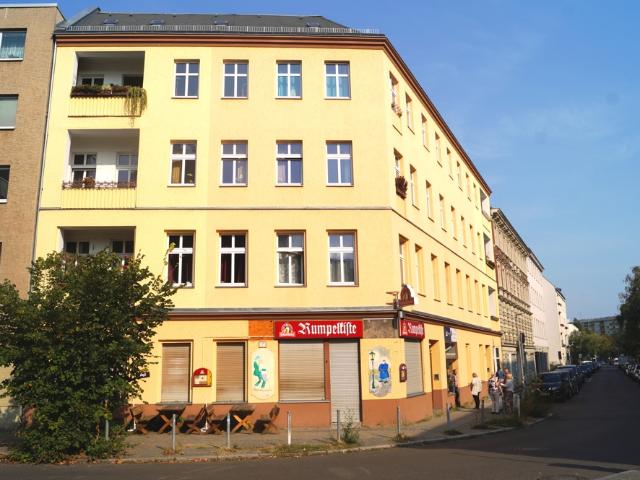 Historisches Wohn und Geschäftshaus in Berlin Charlottenburg – charmantes Investment mit Tradition!