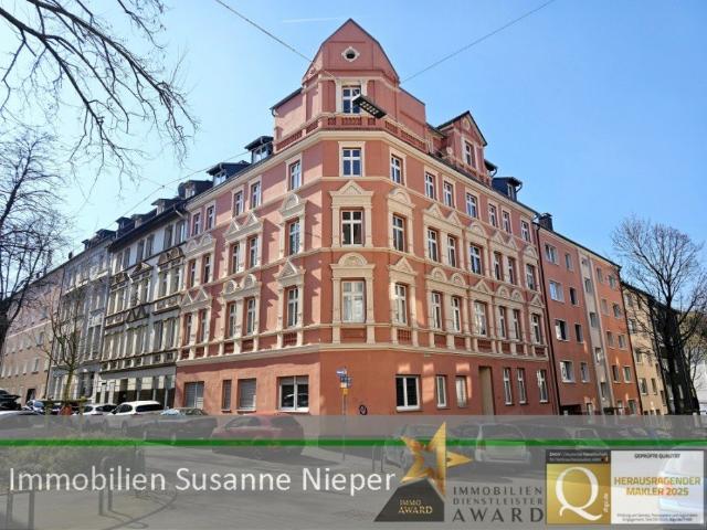 Historisches Wohnen mit Stil, Licht und Balkon. Hagen Wehringhausen WE06