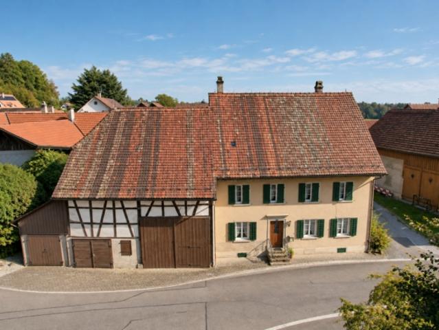 Historisches Wohnhaus mit Scheune und Entwicklungspotenzial