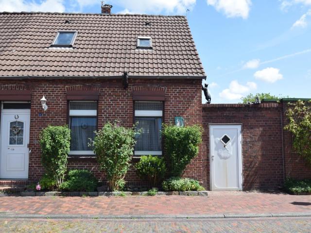 Historisches Werfthaus in Wilhelmshaven Bant