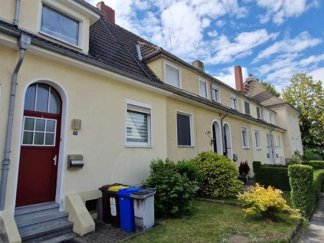 Historisches Zechenreihenhaus mit Garten & Garage provisionsfrei und bezugsfertig