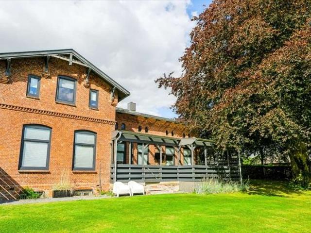 Historisches Zuhause von 1889 – umfassend modernisiert mit freiem Marschblick