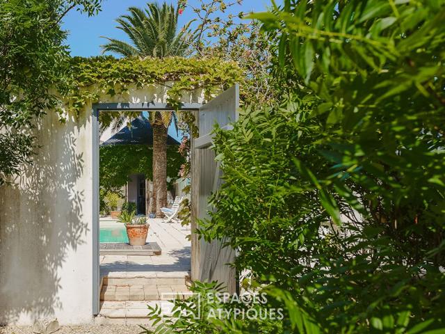 Historique demeure de prestige au coeur de La Genette 241m² La Rochelle
