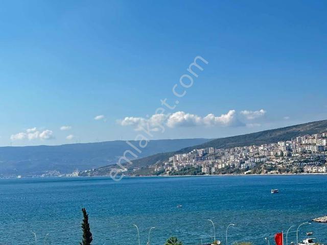 Hisar Mahallesinde Full Deniz Manzaralı Satılık 3+1 Daire!