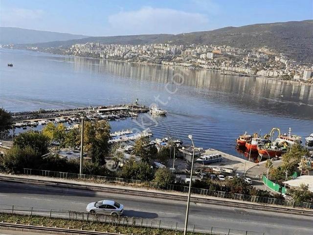 Hisarda Ful Körfez Manzaralı Kiralık Yeni Daire