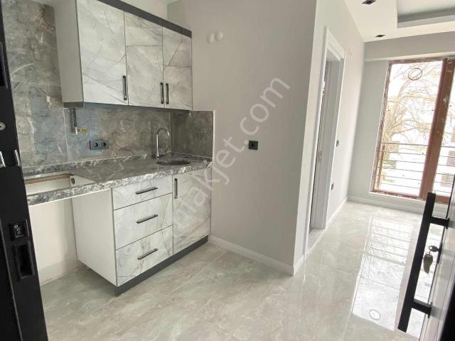 Hisar'dan Toplu Konut Bulvarı İskanlı Yerden Isıtmalı 1+1 Daire
