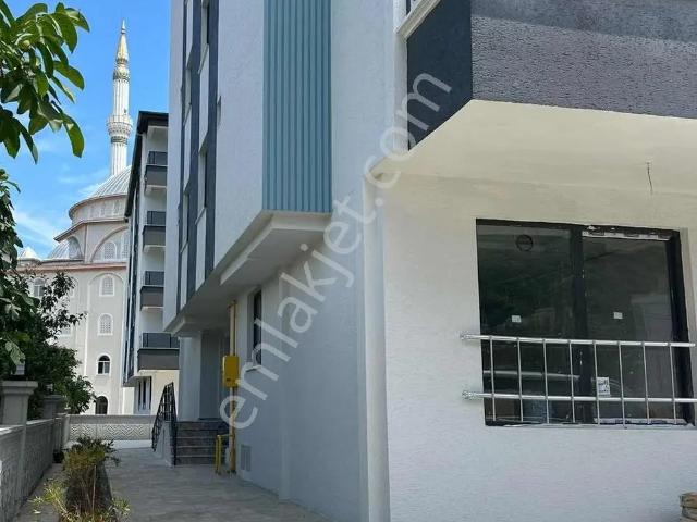 Hisar'dan Çakırlarda Sinop Yoluna 200 Metre Eşyalı Daıre