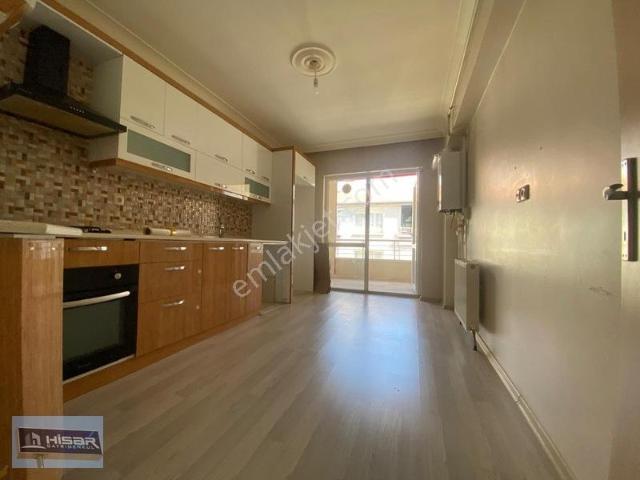 Hisar'dan Atapark Cadde Yakını 3+1 Arakat'da Kiralık Daire