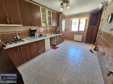 Hisar'dan Cad Üzeri Ebb Banyolu Otoparklı Asansörlü Yapılı Daire