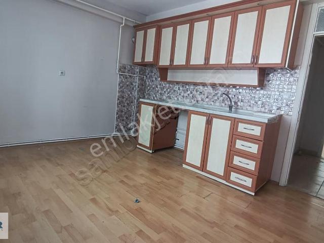 Hisar'dan İlkadım Hançerli Mahallesi'nde Kiralık Daire 2+1